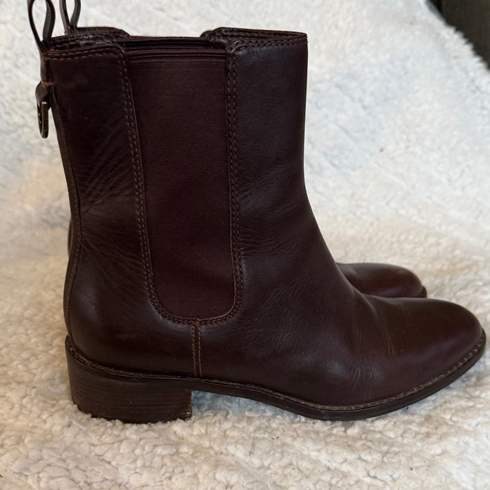 Women’s Brown Leather Chelsea Boots - Picture 4 of 6